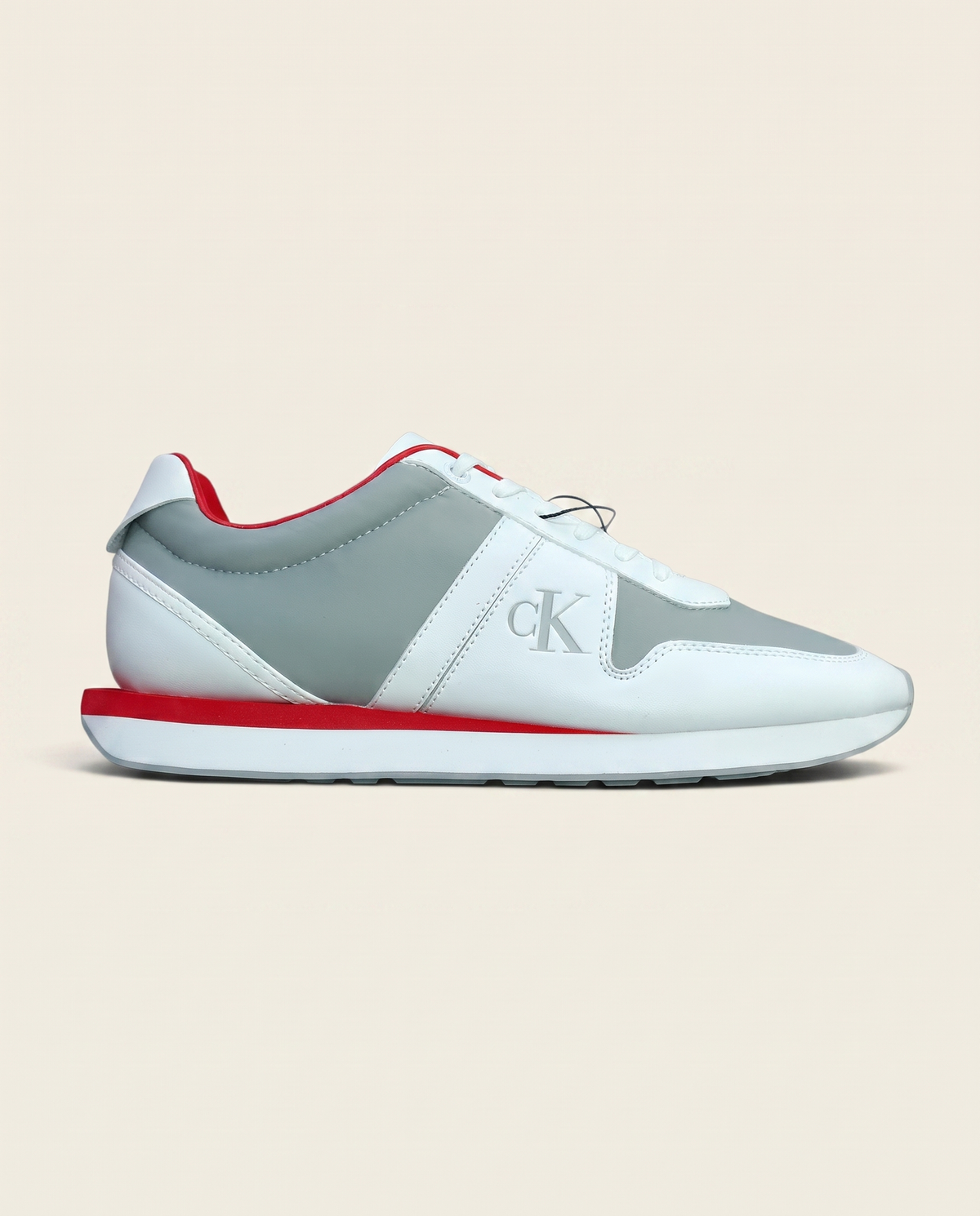 Calvin Klein Retro Run, diseno clasico para uso diario
